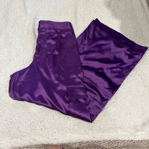 NWT house of harlow purple satin crop top and pants set size small - Picture 3 of 5